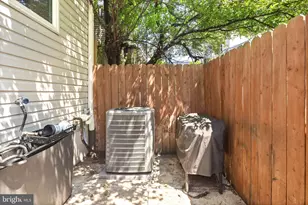 2217 N Palethorp St, Philadelphia, PA 19133 - Photo 30