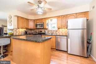 741 Brighton St, Philadelphia, PA 19111 - Photo 10