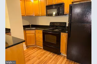 1324 Locust Street #206, Philadelphia, PA 19107 - Photo 6