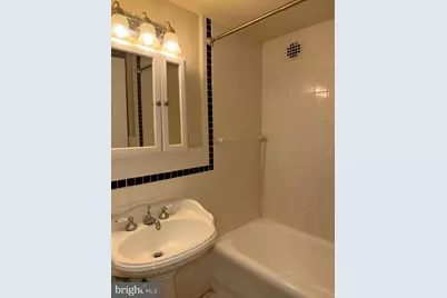 1324 Locust Street #206, Philadelphia, PA 19107 - Photo 18