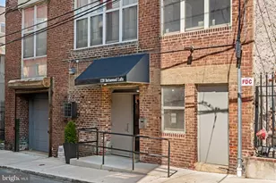 1210 Buttonwood St, Philadelphia, PA 19123 - Photo 20
