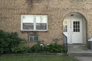 11717 Telfair Rd, Philadelphia, PA 19154 - Photo 2