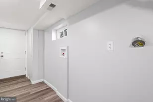 1870 Pratt St, Philadelphia, PA 19124 - Photo 18