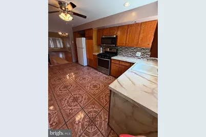 2252 Snyder Avenue, Philadelphia, PA 19145 - Photo 8