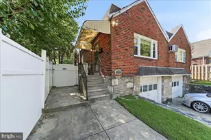6931 Oakley St, Philadelphia, PA 19111 - Photo 2