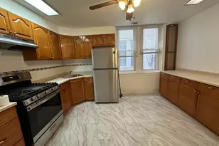 705 S 6th St, Philadelphia, PA 19147 - Photo 2