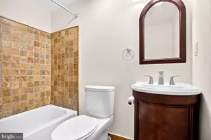 334 S 12th St, Philadelphia, PA 19107 - Photo 16