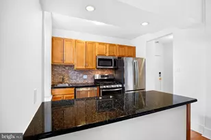 334 S 12th St, Philadelphia, PA 19107 - Photo 2