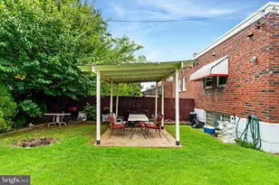 7831 Brier St, Philadelphia, PA 19152 - Photo 2