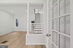 2423 N Myrtlewood St, Philadelphia, PA 19132 - Photo 4