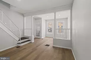 2423 N Myrtlewood St, Philadelphia, PA 19132 - Photo 12