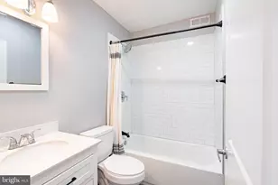 168 Green Ln, Philadelphia, PA 19127 - Photo 10