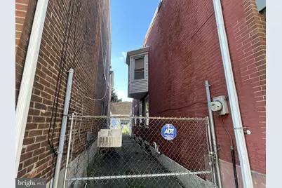 1526 Harrison Street, Philadelphia, PA 19124 - Photo 2