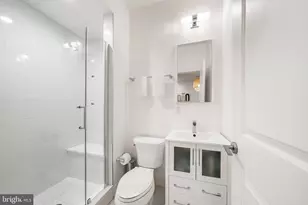 1517 Brown St, Philadelphia, PA 19130 - Photo 28