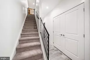 1517 Brown St, Philadelphia, PA 19130 - Photo 20