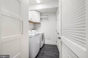 1517 Brown St, Philadelphia, PA 19130 - Photo 30