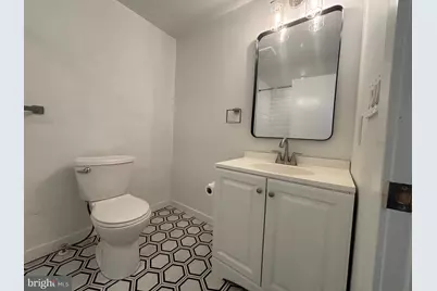 240 E Girard Avenue #8, Philadelphia, PA 19125 - Photo 6
