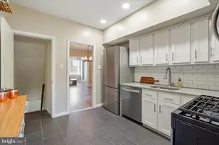 411 Leverington Ave, Philadelphia, PA 19128 - Photo 10
