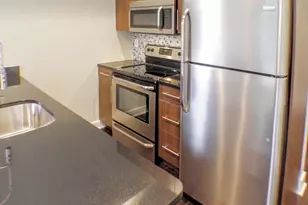 2012 W Girard Ave, Philadelphia, PA 19130 - Photo 6