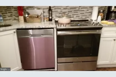 2034 Delancey Pl #2R, Philadelphia, PA 19103 - Photo 12