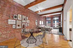 122 Chestnut St, Philadelphia, PA 19106 - Photo 2