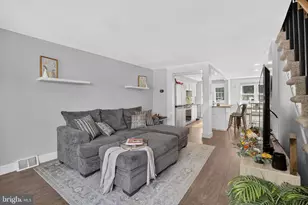 367 Conarroe St, Philadelphia, PA 19128 - Photo 6