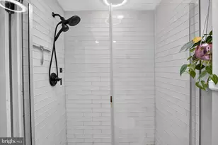 367 Conarroe St, Philadelphia, PA 19128 - Photo 24