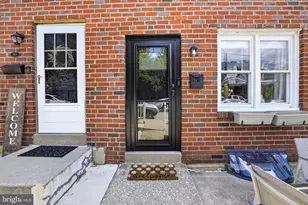 367 Conarroe St, Philadelphia, PA 19128 - Photo 2