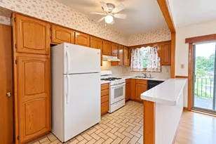 7411 Elmwood Ave, Philadelphia, PA 19153 - Photo 4