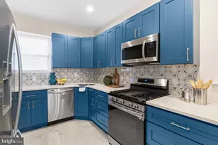 1017 S Bouvier St, Philadelphia, PA 19146 - Photo 8