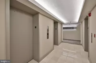 2018-2032 Walnut St, Philadelphia, PA 19103 - Photo 4