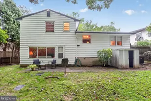 8906 Alicia St, Philadelphia, PA 19115 - Photo 22