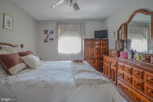 1231 Hemlock Dr, Philadelphia, PA 19116 - Photo 18