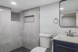 6145 Wheeler St, Philadelphia, PA 19142 - Photo 16