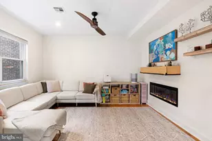 340 Monroe St, Philadelphia, PA 19147 - Photo 12