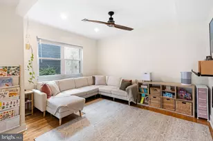 340 Monroe St, Philadelphia, PA 19147 - Photo 10