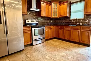 2637 N Orianna St, Philadelphia, PA 19133 - Photo 2