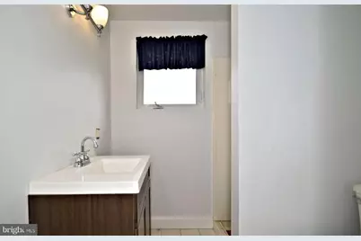 140 Kalos Street, Philadelphia, PA 19128 - Photo 12