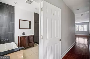 1456 E Columbia Ave, Philadelphia, PA 19125 - Photo 28