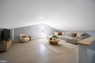 8037 Craig St, Philadelphia, PA 19136 - Photo 6