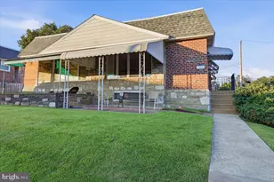 737 Colebrook Rd, Philadelphia, PA 19115 - Photo 1