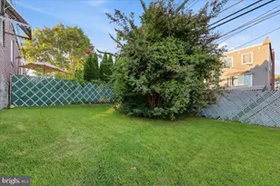 737 Colebrook Rd, Philadelphia, PA 19115 - Photo 32