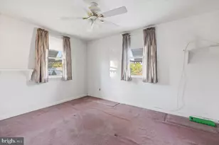 737 Colebrook Rd, Philadelphia, PA 19115 - Photo 16