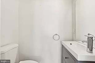 1232 N Hollywood St, Philadelphia, PA 19121 - Photo 6