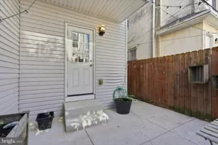 1232 N Hollywood St, Philadelphia, PA 19121 - Photo 30