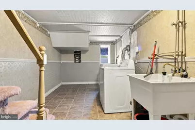 10025 S Canterbury Road, Philadelphia, PA 19114 - Photo 24