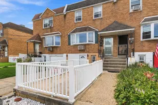 10025 S Canterbury Rd, Philadelphia, PA 19114 - Photo 2