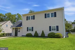 9337 Andover Rd, Philadelphia, PA 19114 - Photo 2