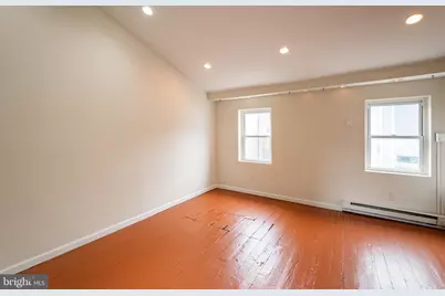 211 W Stiles Street, Philadelphia, PA 19122 - Photo 10