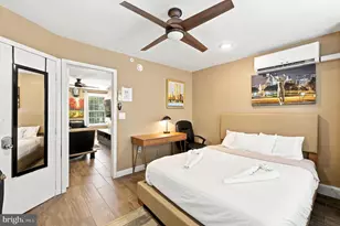 4 S Strawberry St, Philadelphia, PA 19106 - Photo 18